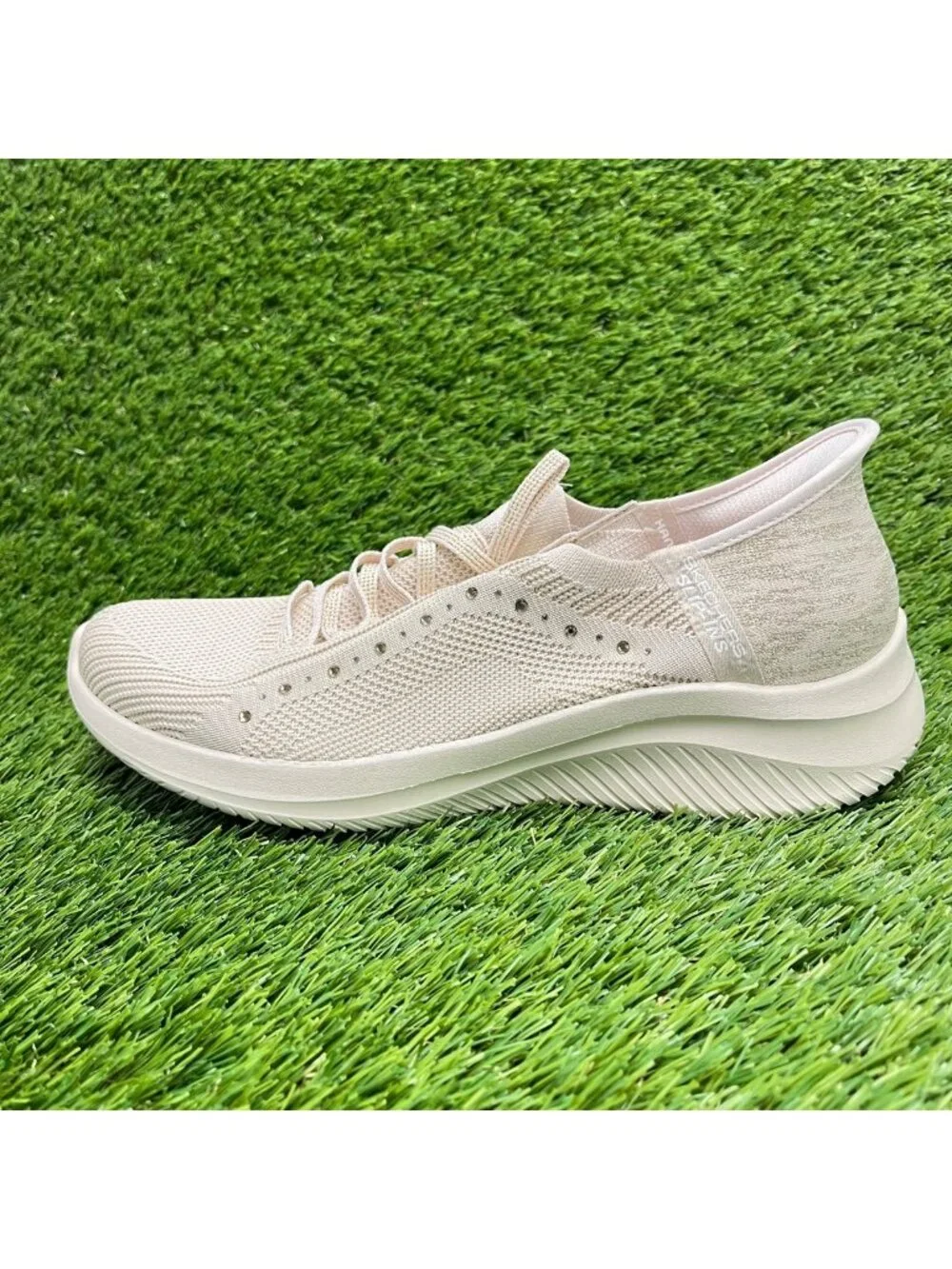 Skechers Ultra Flex 3.0 Summer Womens Size 8.5 Taupe Athletic Shoes Sneakers